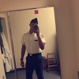 Meet your Posher, Robert